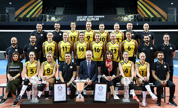 VakıfBank'tan 2020'de 47 maçta 45 galibiyet — haber görseli