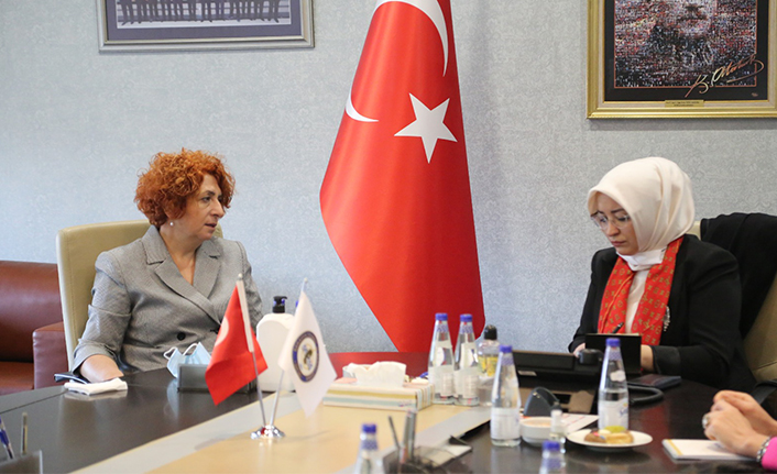 Kadın Girişimciler Kurulu İcra Komitesi Sakarya Milletvekili Atabek’i Ağırladı — haber görseli