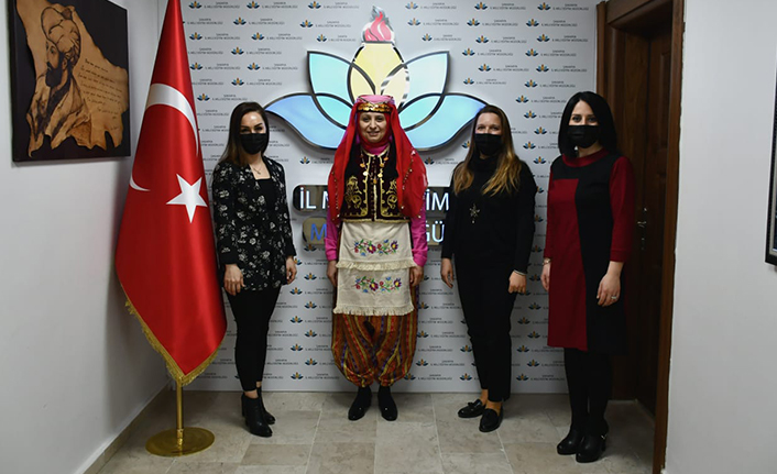 Sakarya'nın Yöresel Kıyafetleri Nakış Nakış İşlendi — haber görseli