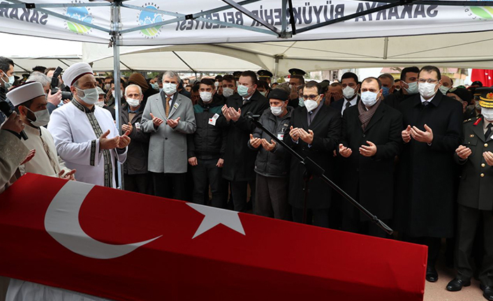 Sakarya şehidini son yolculuğuna uğurladı — haber görseli
