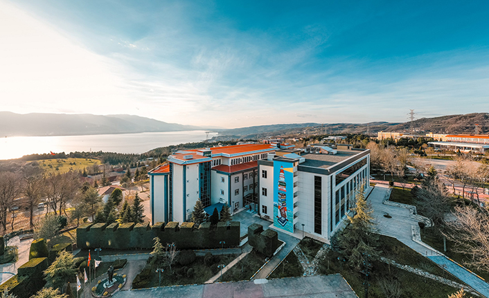 Sakarya Üniversitesi 2021’de Birçok Yeniliği Hayata Geçirecek — haber görseli