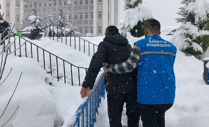 Yaşlıların ihtiyaçları Büyükşehir tarafından karşılanıyor — haber görseli