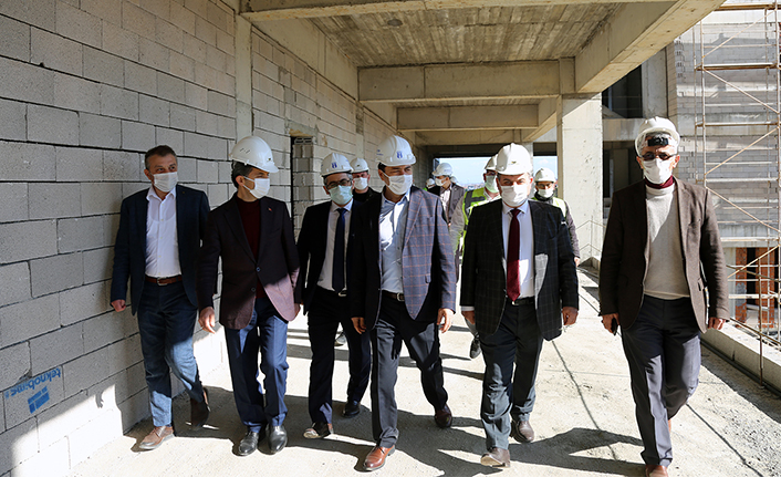 Yeni MYO binasında kaba inşaat tamamlandı — haber görseli
