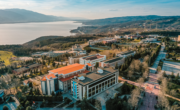 Sakarya Üniversitesi YÖK Raporunda Birçok Alanda Öne Çıktı — haber görseli