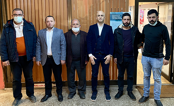 Serbes: Seçimlerde kahvehane ziyaretleri yapmak istiyorsanız sahip çıkın — haber görseli