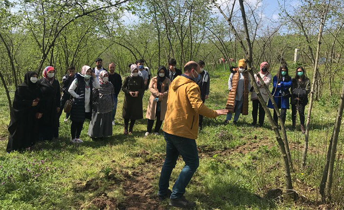 Bahçede uygulamalı eğitim — haber görseli