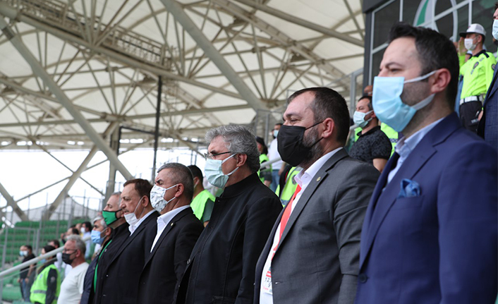 Sakaryaspor’un üst lige çıkacağına inanıyoruz — haber görseli