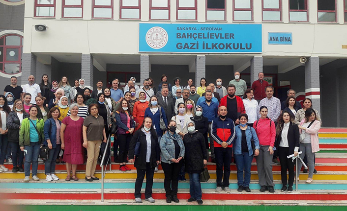 32 Yıllık Öğretmen Emrullah Türkoğlu Emekli Oldu — haber görseli