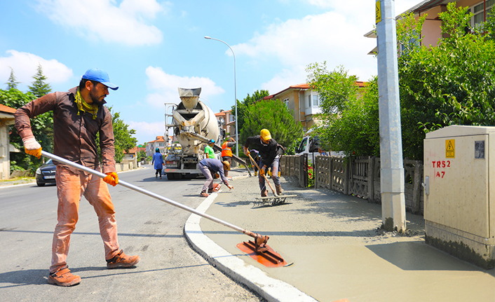 Büyükşehir, Beşköprü Caddesi’ni karış karış işliyor — haber görseli