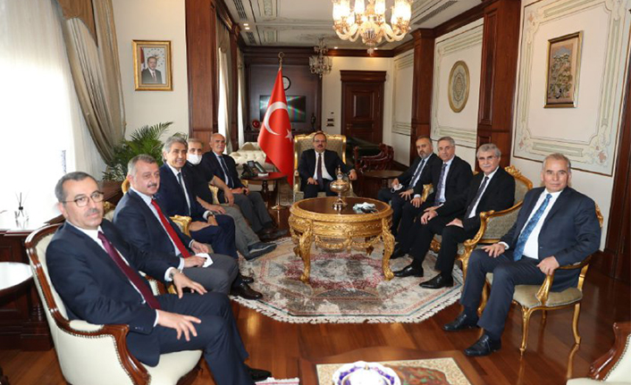 Cumhurbaşkanımızın önderliğinde milletimize durmadan hizmet edeceğiz — haber görseli