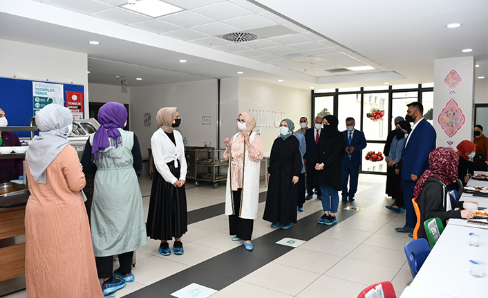 Fazilet Durmuş’tan Okul Ziyareti — haber görseli