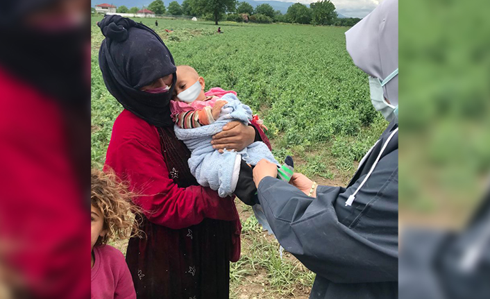 Sağlıkçılar çocukları sevindirdi — haber görseli