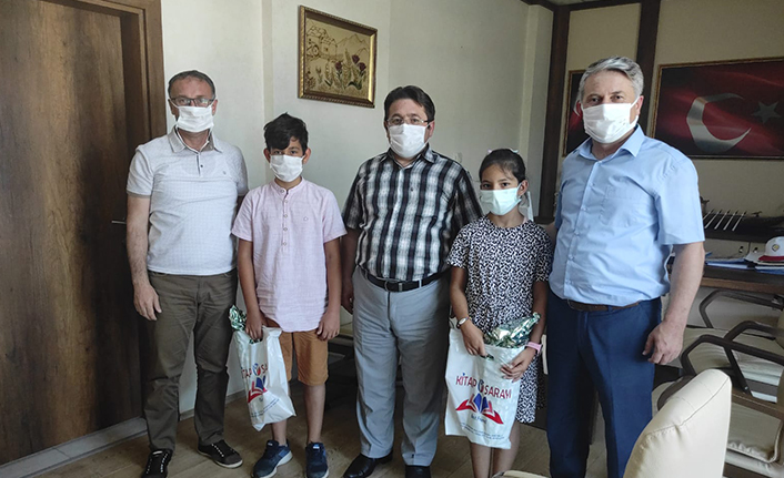 Adapazarı İlçe Mem’ Den Resim Yarışmasında Türkiye Dereceleri — haber görseli