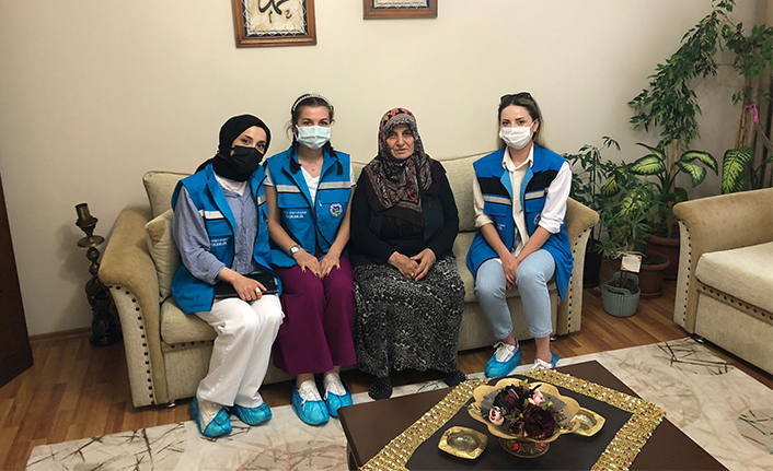 Büyükşehir şehit ve gazi ailelerinin kapısını çaldı — haber görseli