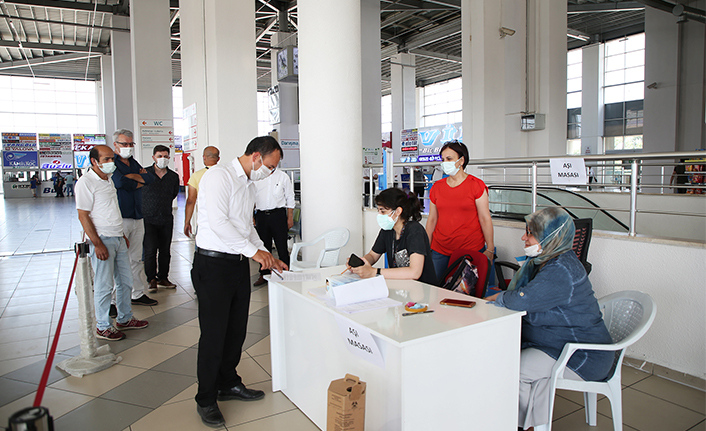 Büyükşehir Terminali’nde misafirler için randevusuz aşı başladı — haber görseli