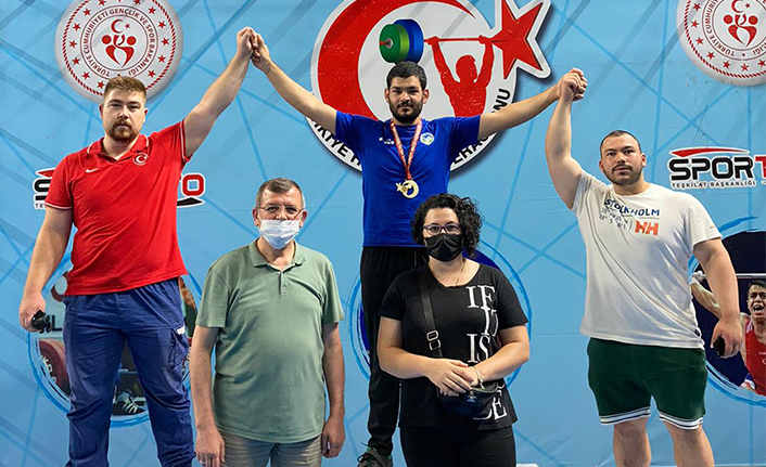 Halter şampiyonu Büyükşehir’den — haber görseli
