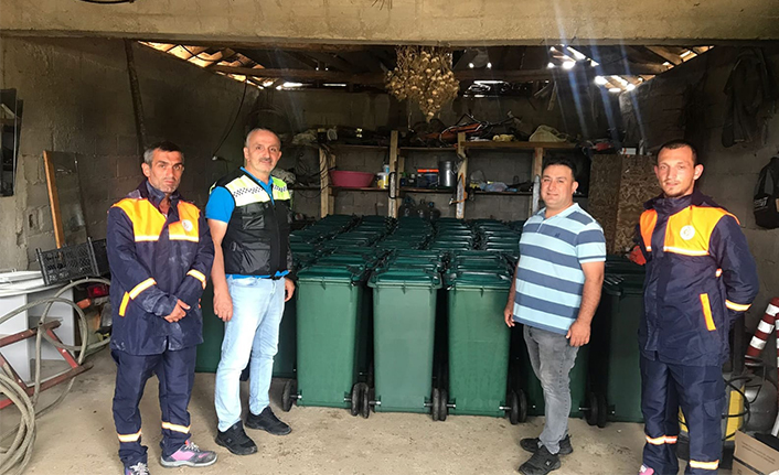 “Karasu’da Bireysel Çöp Kutusu Projesine İlgi Artarak Devam Ediyor” — haber görseli