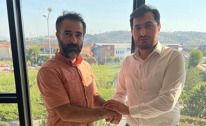 Sakarya Erzurumlular Derneği’nde aday  Akif Akyürek İle Dursun Murat Ak birleşti — haber görseli