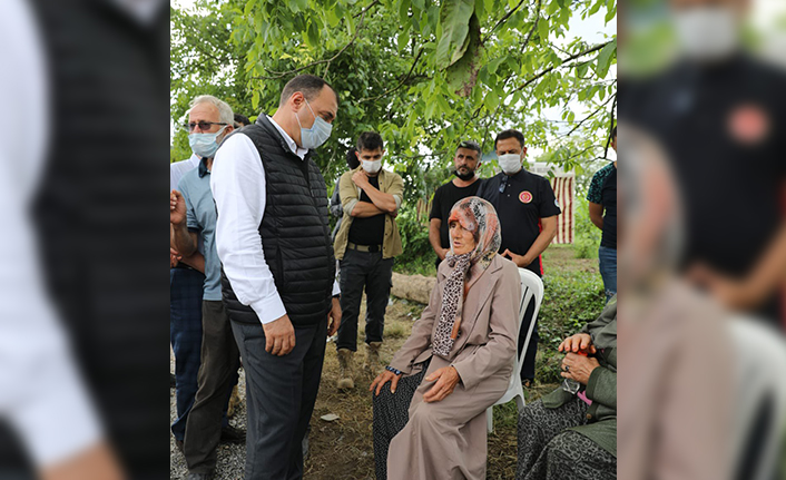 Vali Kaldırım Karasu’da Nehirde Kaybolan Genci Arama Çalışmalarını Yerinde İnceledi — haber görseli