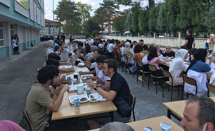 Arifiye Fen Lisesi Mezunları Buluştu — haber görseli