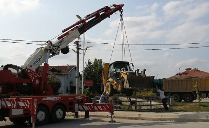 Büyükşehir Darboğaz Deresi’nde temizlik çalışmalarına devam ediyor — haber görseli