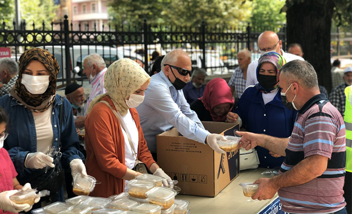Hendek’te aşure ziyafeti  — haber görseli