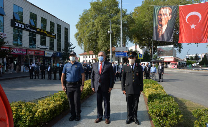 Hendek’te Zafer Bayramı coşkusu  — haber görseli