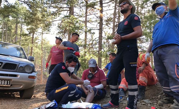 Yangın bölgesinde yaraları sarıyorlar — haber görseli