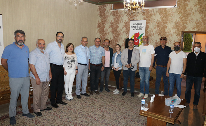 TGF Genel Başkanı Karaca:  Tehditle gazetecilik yapanların yok olması lazım — haber görseli