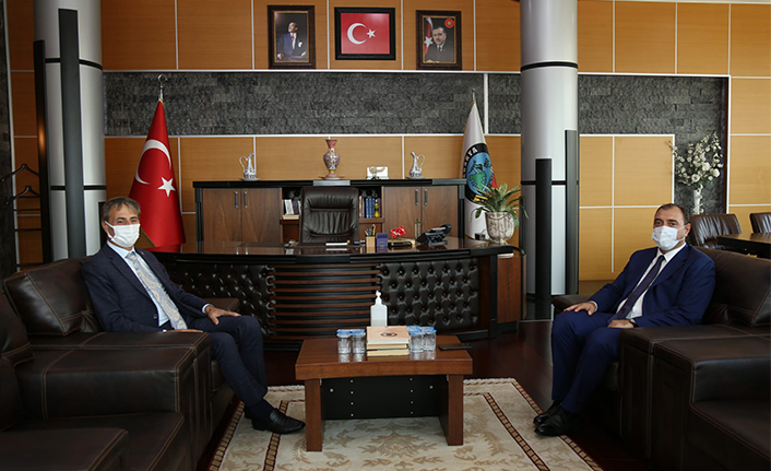 Vali Kaldırım’dan Başkan Alemdar’a Ziyaret — haber görseli