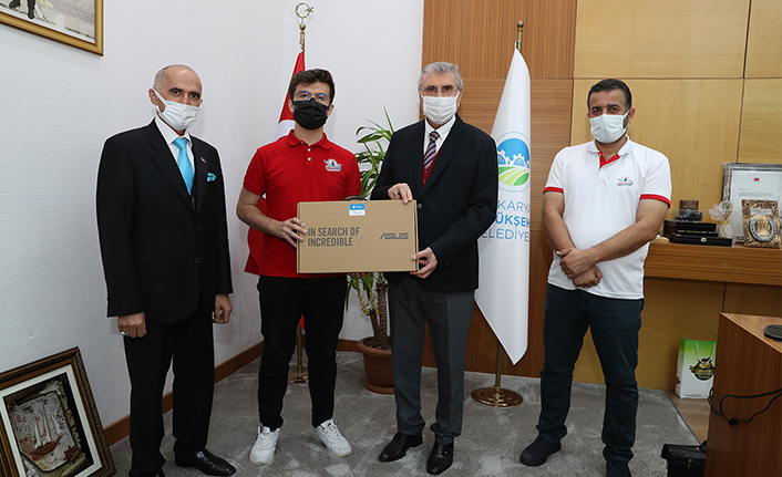 Dünya Türkiye’nin teknolojik başarılarını konuşmaya devam edecek — haber görseli