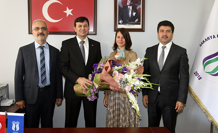 SUBÜ’de 4 MYO’da bayrak değişimi — haber görseli