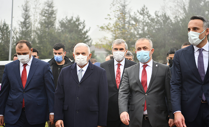 Binali Yıldırım: “En pahalı hizmet olmayan hizmettir”     — haber görseli