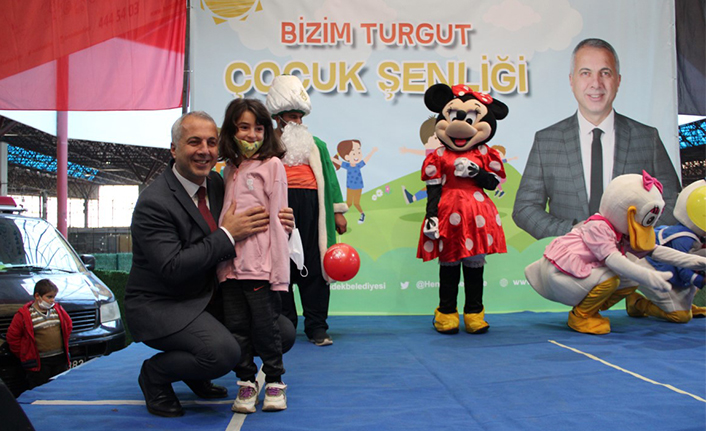 Bizim Turgut Çocuk şenliği başladı — haber görseli