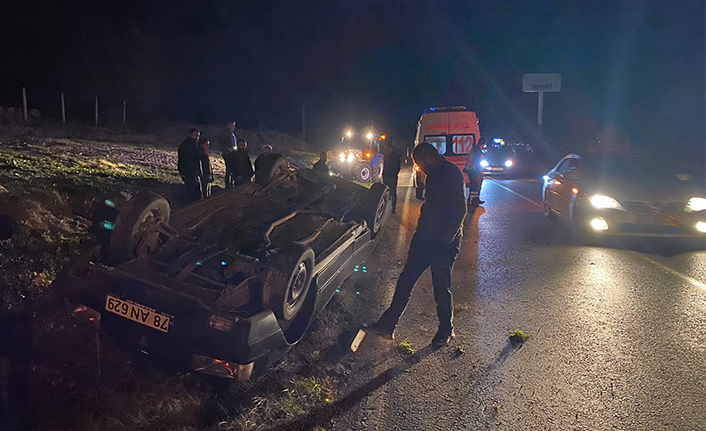 Otomobil takla attı: 2 Yaralı — haber görseli
