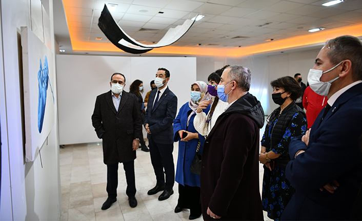 'Aralık' Sergisi Sanatseverleri Bekliyor — haber görseli