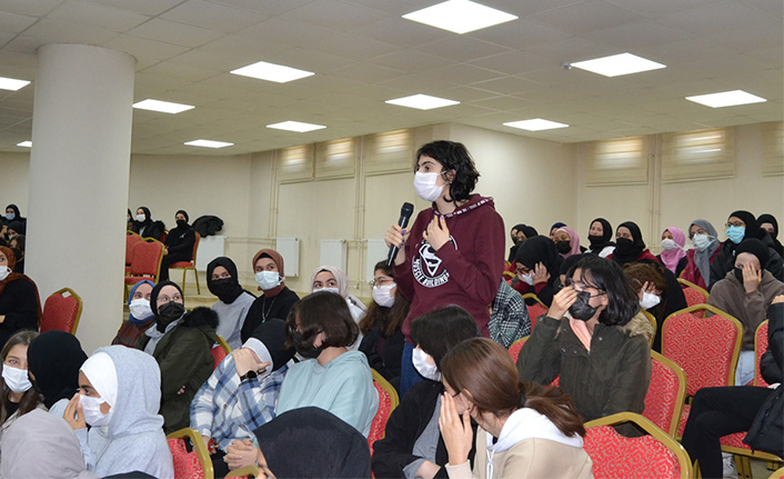 Başkan Özen, Sapanca Kız Anadolu İmam Hatip Lisesi’ne Misafir oldu — haber görseli