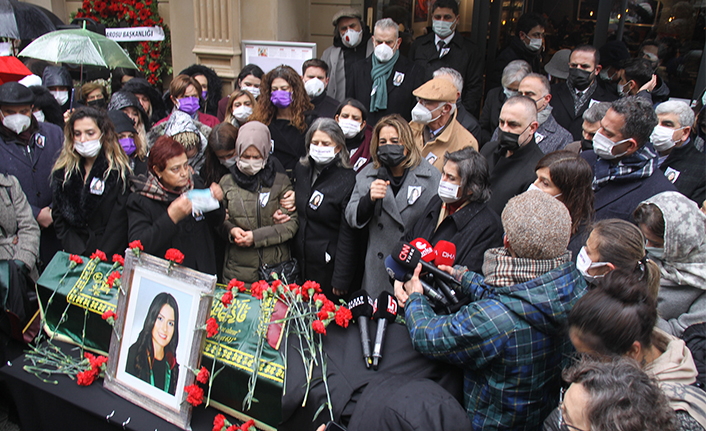 Baro Başkanı Yıldız katledilen Av. Dilara Yıldız’ı son yolculuğuna uğurladı — haber görseli