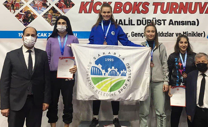 Büyükşehir Kick Boks takımından 3 madalya — haber görseli