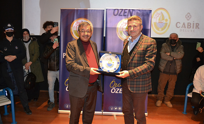 Hayati İnanç, Sevgisi Sapanca Salonlarına Sığmadı — haber görseli