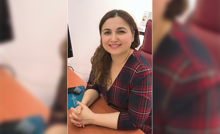 İşitme kaybı Alzheimer sebebi olabilir — haber görseli