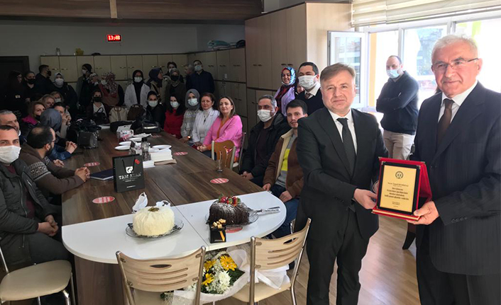 İsmail Demirtaş Öğretmene Duygusal Veda — haber görseli