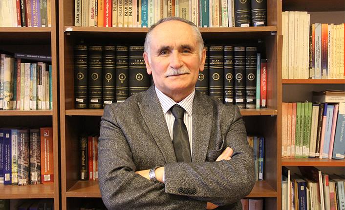 Prof. Dr. Öztürk, Ukrayna-Rusya Krizini Tarihsel Boyutunu Anlattı — haber görseli