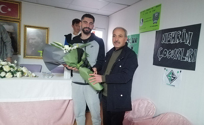  Sakarya’ nın okulu Sakarya’ nın takımını ağırladı — haber görseli