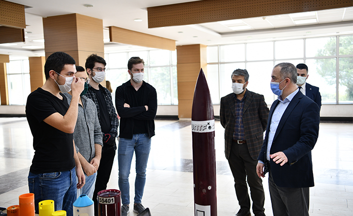 Sakarya Üniversitesi Öğrencileri ABD’deki Roket Yarışmasında Finale Kaldı — haber görseli