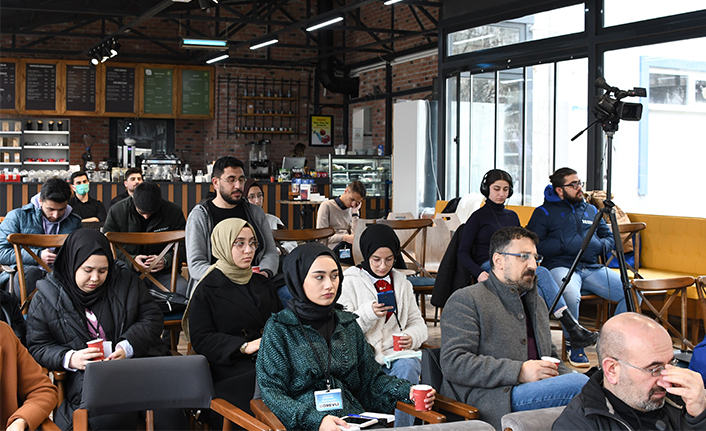 SAÜ Kitap Söyleşilerinin Yeni Konuğu Doç. Dr. Abdülhamit Avşar Oldu — haber görseli