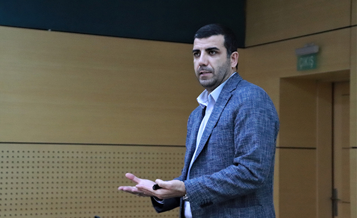 SAÜ’de Uygulamalı Proje Yönetimi Semineri  — haber görseli