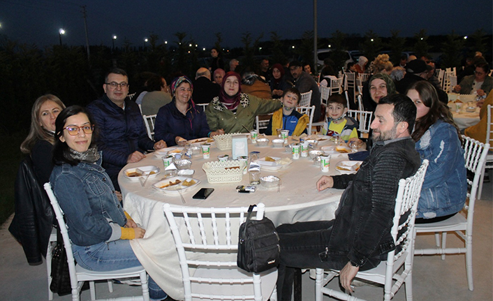 Abaza Kökenli Kalği Ailesi Aile Dostlarıyla İftarda Buluştular — haber görseli