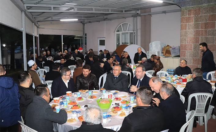 Budaklar’da 700 Kişilik İftar Sofrası Kuruldu — haber görseli