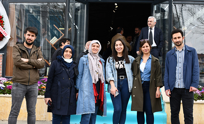 İkisi bir arada: Kitap ve Kahve SAÜ’de “Kitap Keyfi” Açıldı — haber görseli